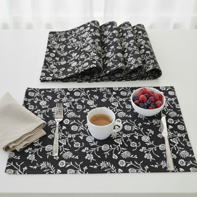 Napperons à motif floral