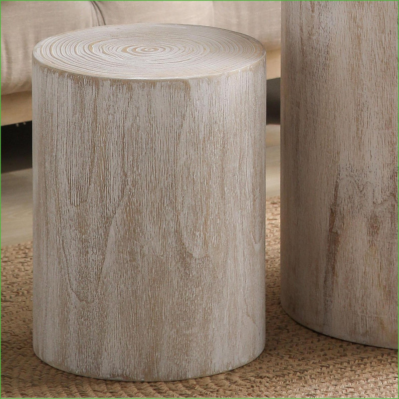 Ensemble de 3 tables basses en bois blanchi à la chaux