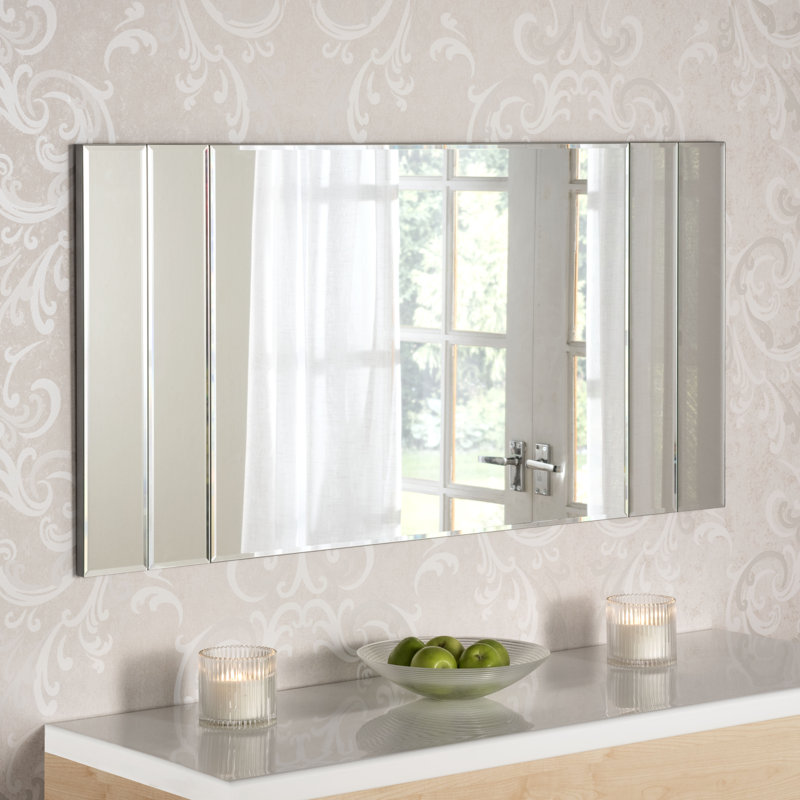 Dahlin Wall Mirror, Silver