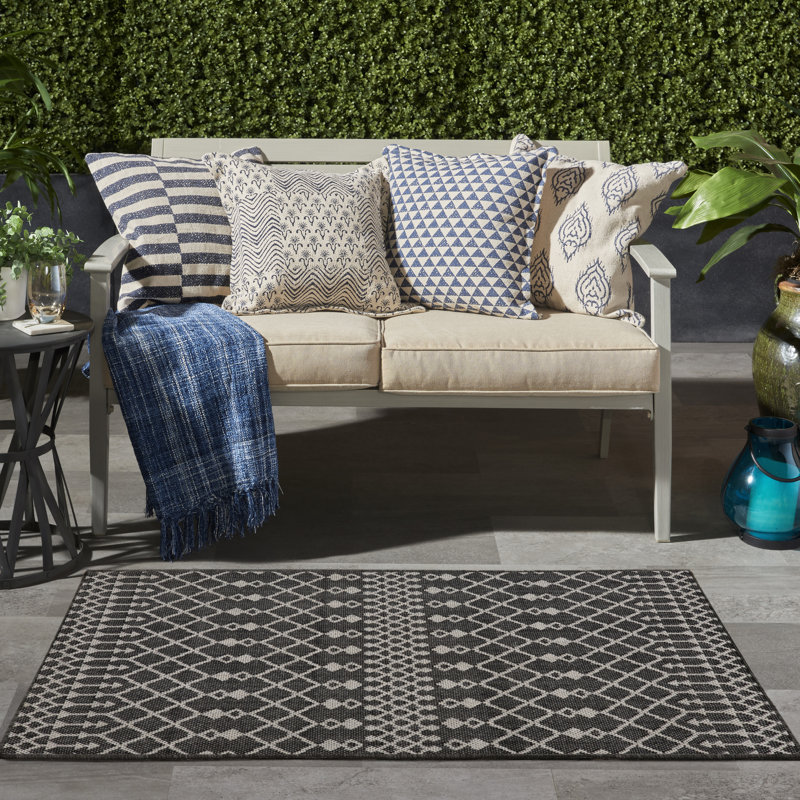  Positano 2' x 3' Black Modern Rug, Black, Rectangle 2' x 3'