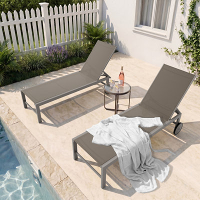 Chaise longue d'extérieur en métal Arlenne
