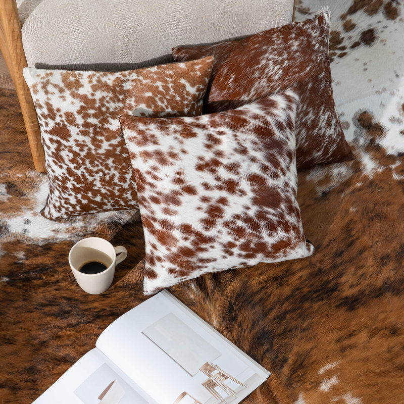 Coussin en peau de vache sel et poivre, Imprimé animal brun / blanc