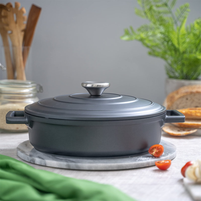 Belfry Kitchen Crowle 3.69 L Non-Stick Cast Iron Round Dutch Oven with Lid