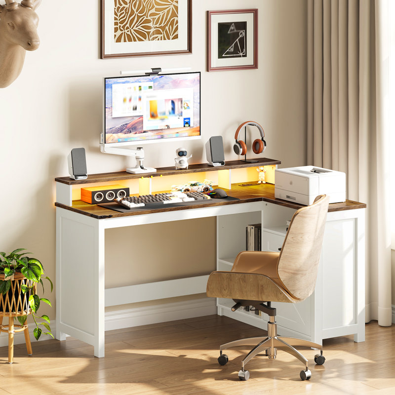 Bureau d'ordinateur en L Farmhouse avec station de charge et éclairage réglable