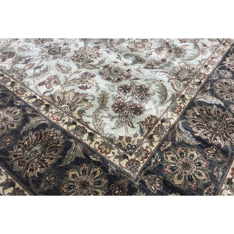 Tapis vert clair et noir noué à la main de haute qualité