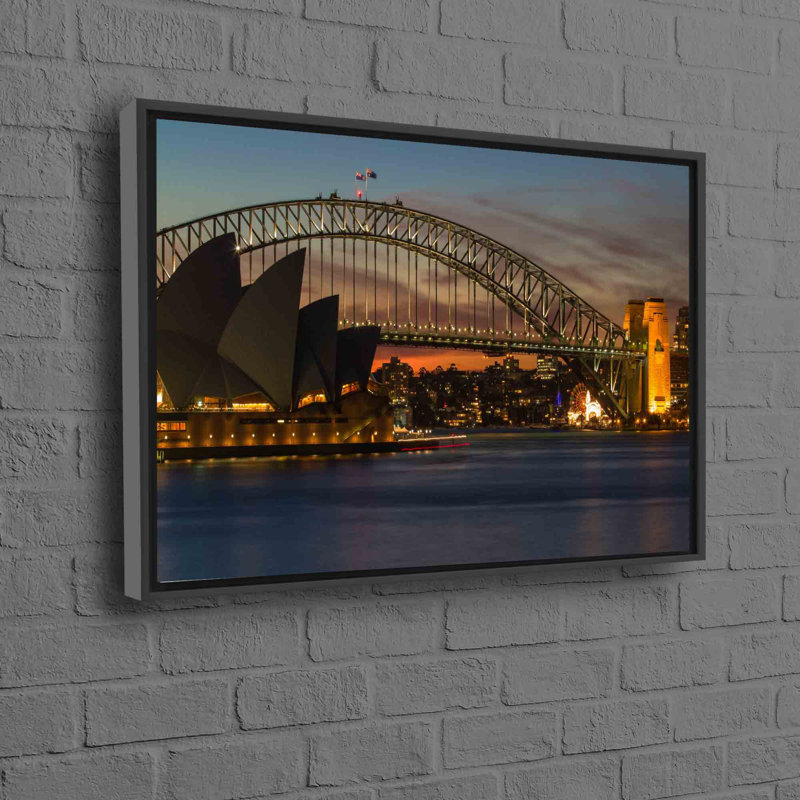 Impression sur toile Striking Australie, H 41 po x l 94 po, Noir, Reproduction encadrée sans passe-partout