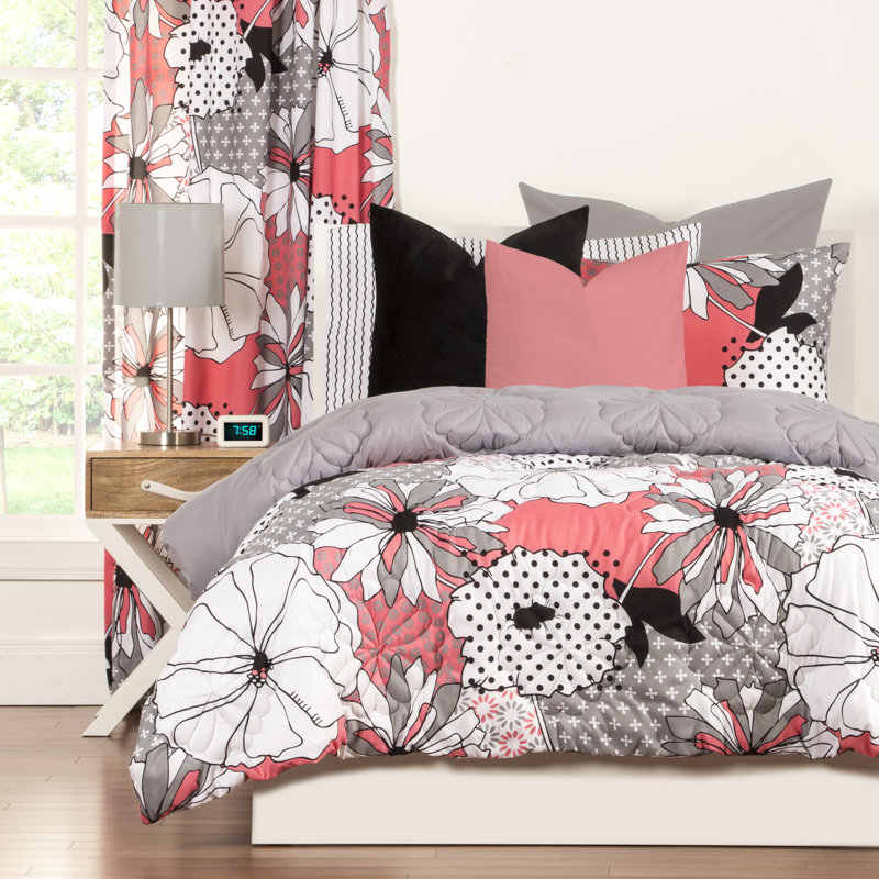 Flower Patch Reversible Comforter Set, Twin