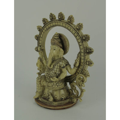 Figurines & Sculptures
