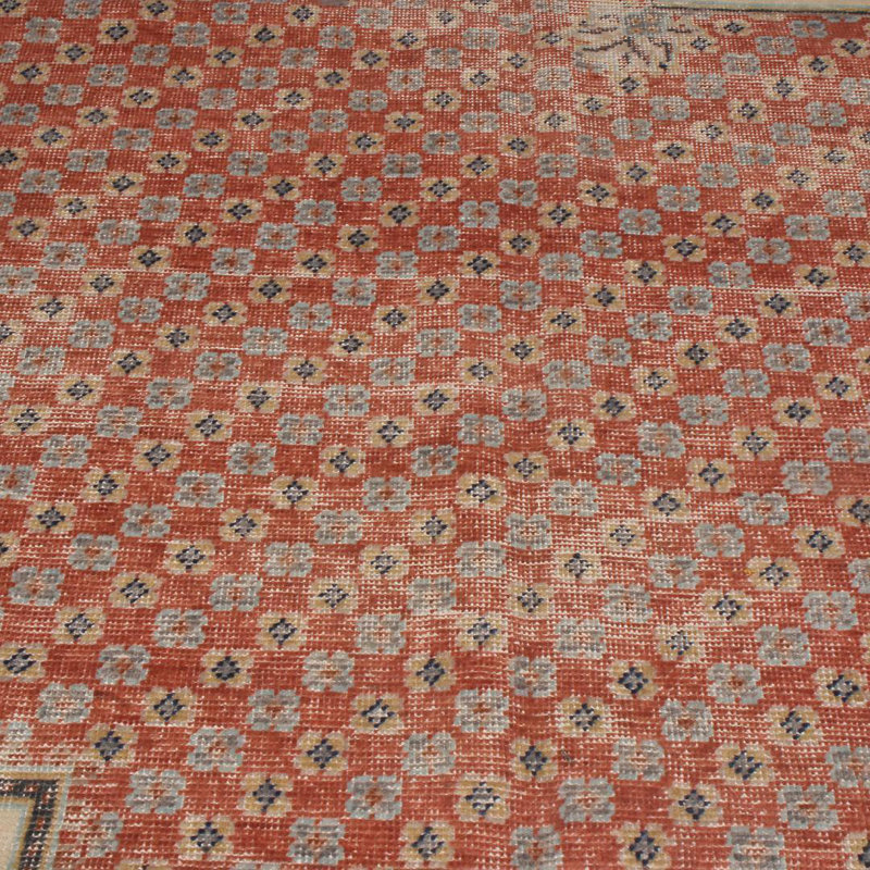 Distressed Homage Hand Knotted Wool Area Rug, Rectangle 10' x 14'
