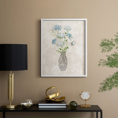 «Blue Lace Bouquet II», reproduction encadrée - bois massif