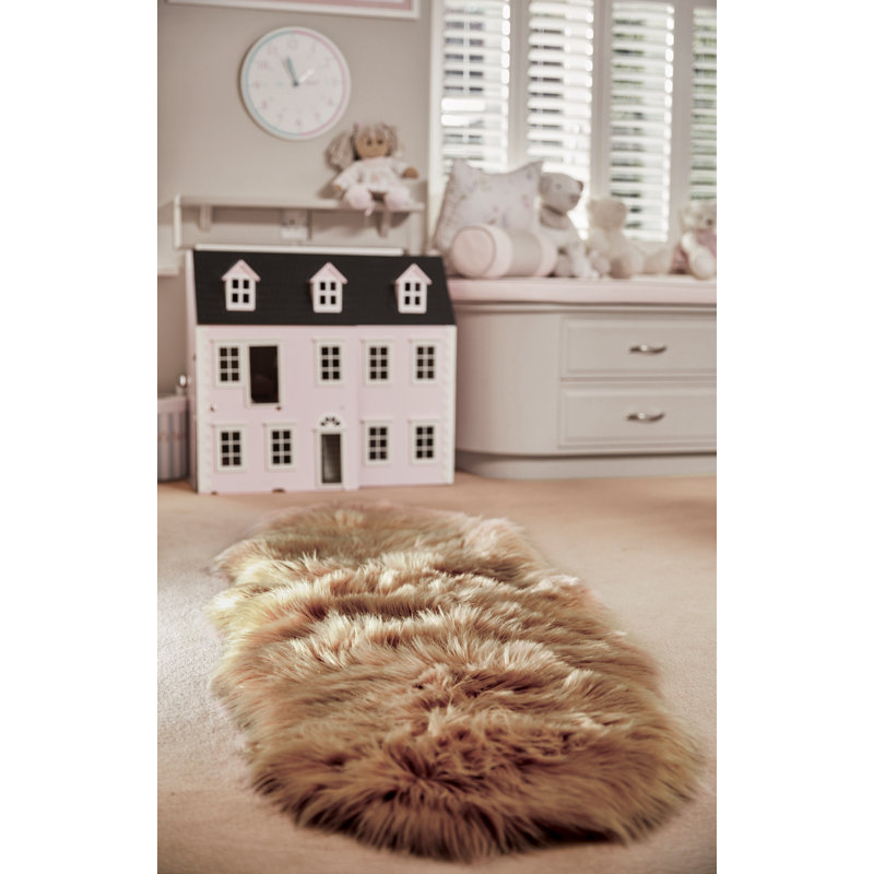 Iona Solid Colour Sheepskin Shag Area Rug, Novelty 67 x 95cm