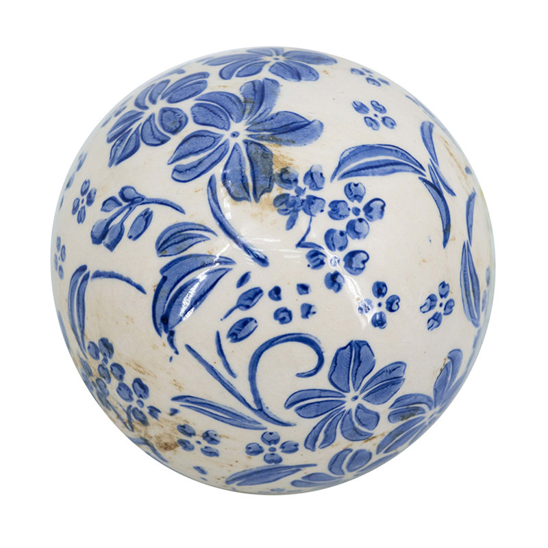 S / 4 Boules décoratives en céramique bleues et blanches 4 x 4 x 3,5 po avec motifs floraux