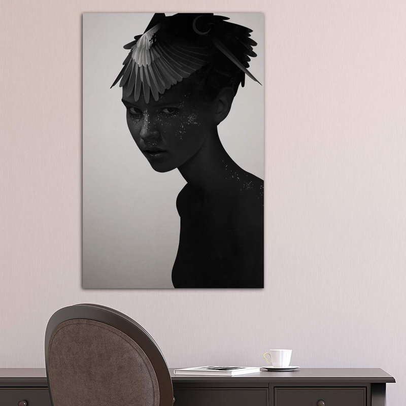 Eva par Ruben Ireland - impression d'art graphique, Toile tendue, H 40 po x l 26 po x P 1,5 po