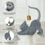 Chat ludique avec figurine en résine-396077569