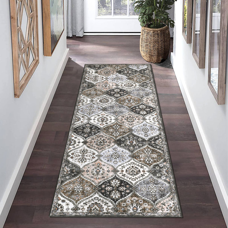 Seyran Washable Indoor Rug, Rectangle 8' x 10'