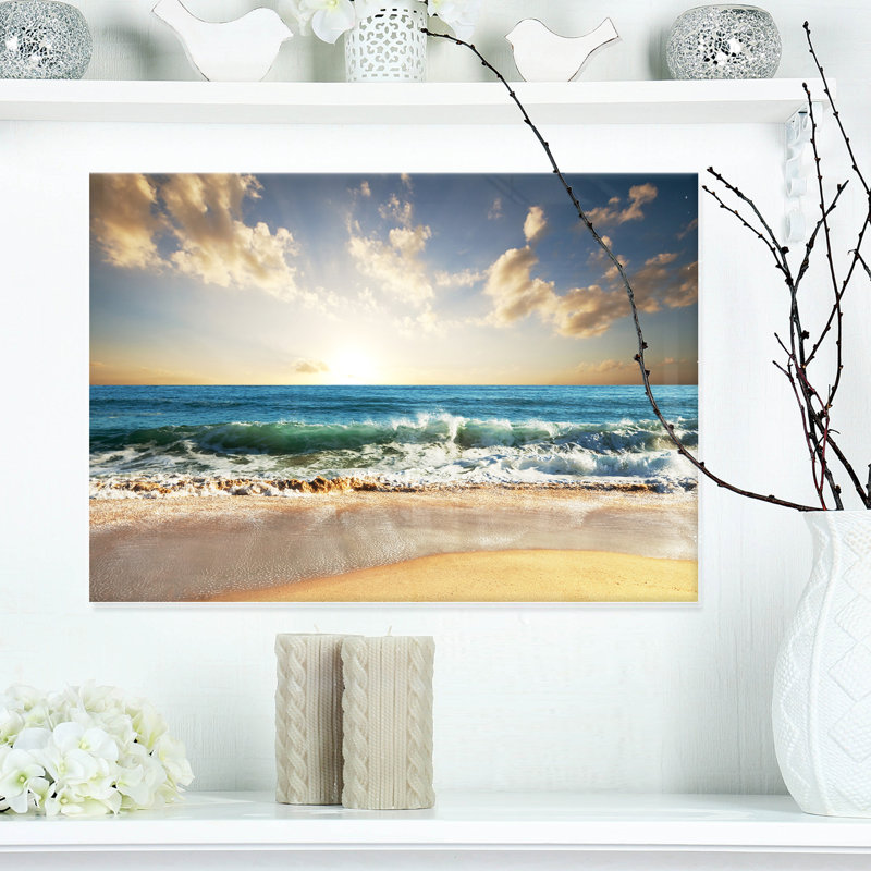 Paysage marin «Cloudy Sky and Vibrant Blue Sea», impression, Métal, H 34 po x l 44 po x P 1,5 po