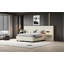 Grand lit plateforme tapissier-509873170