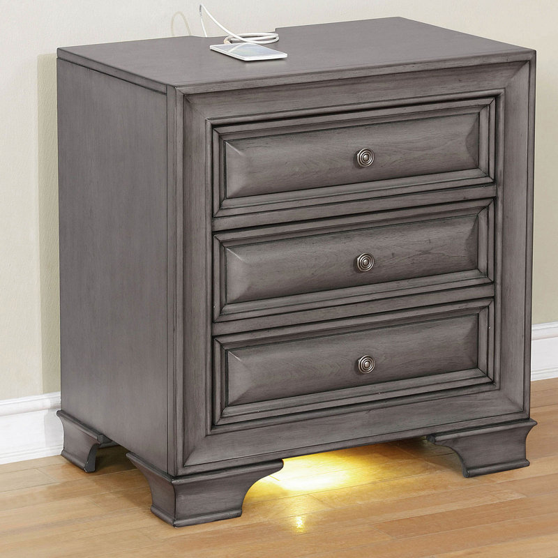 Table de chevet 3 tiroirs en bois avec prise USB et prise de courant