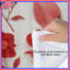Édredon rouge à motif floral-128700437