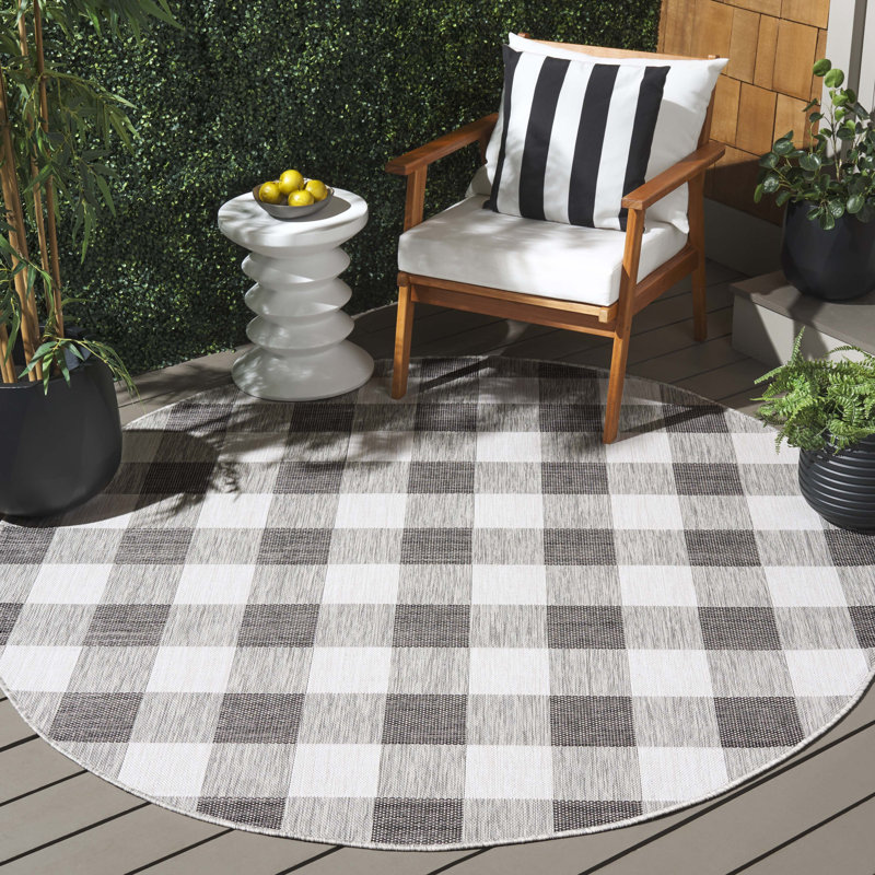Teola Performance Plaid Indoor/Outdoor Area Rug, Round 6'7"
