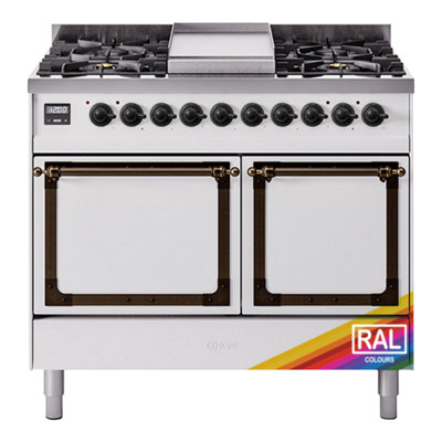 Cuisinière à double combustible de 40 po avec 6 brûleurs scellés (porte pleine) Nostalgie II Series ILVE Nostalgie II