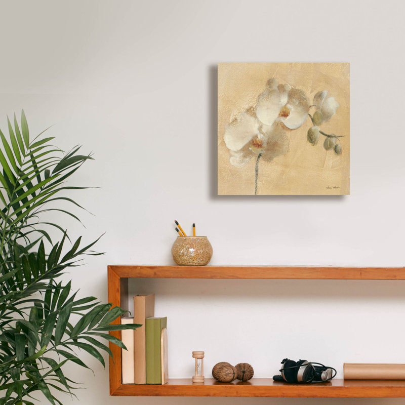 «White Orchid Crop» par Cheri Blum, art mural sur toile, H 12 po x l 12 po x P 0,75 po