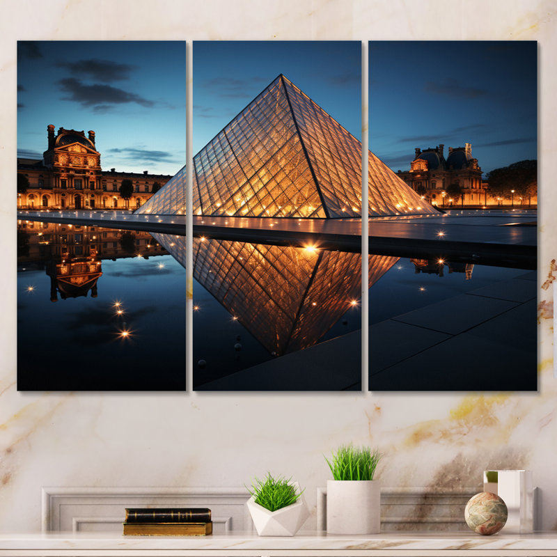 «France Louvre Illumination I», reproduction sur toile 3 pièces, H 40 po x l 60 po x P 1 po