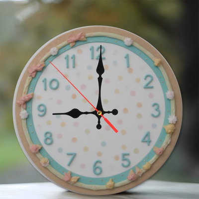 Numbers-On-Pastel-Clock-Face