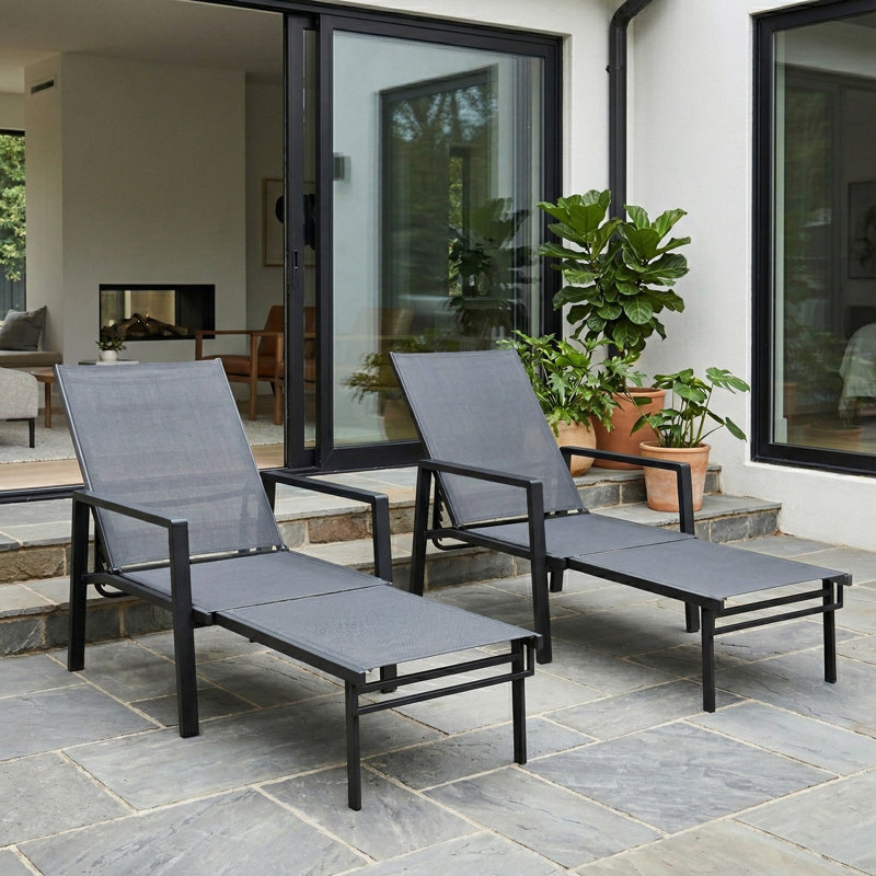 Outdoor Lounge Chair