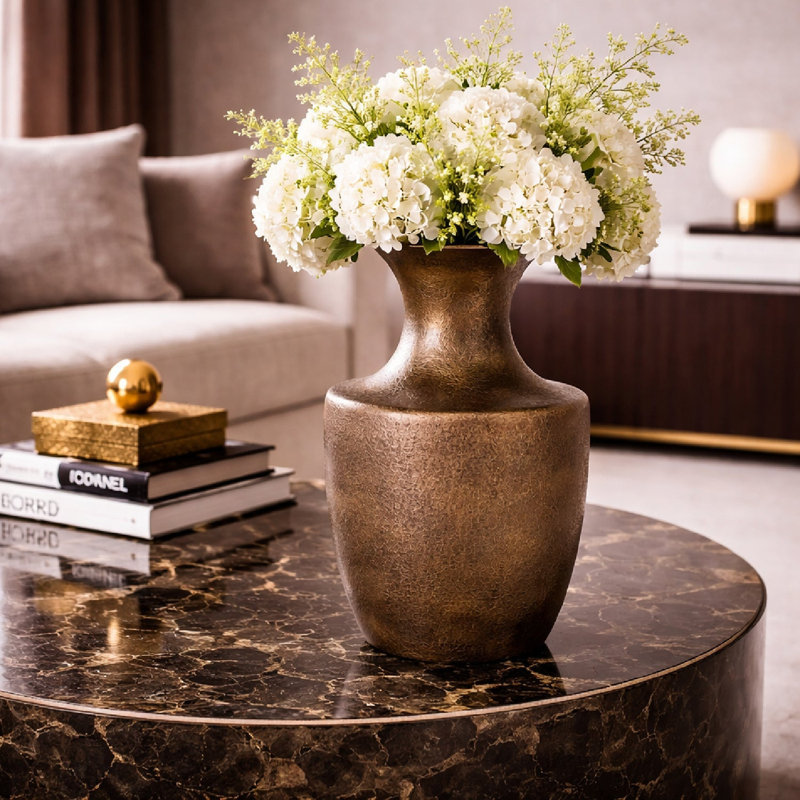 Danique Vase, Gold