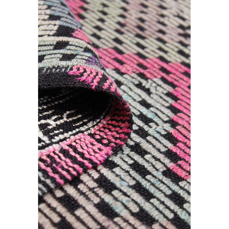 Tapis unique rose fuchsia / rose 6 pi x 8 pi Jijim