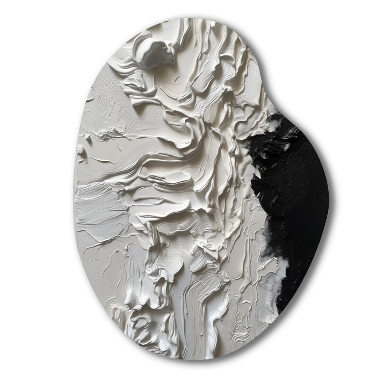 «White and Black Tranquility Unleashed I - Marble Unique Shape», reproduction d'art asymétrique moderne, H 30 po x l 22 po