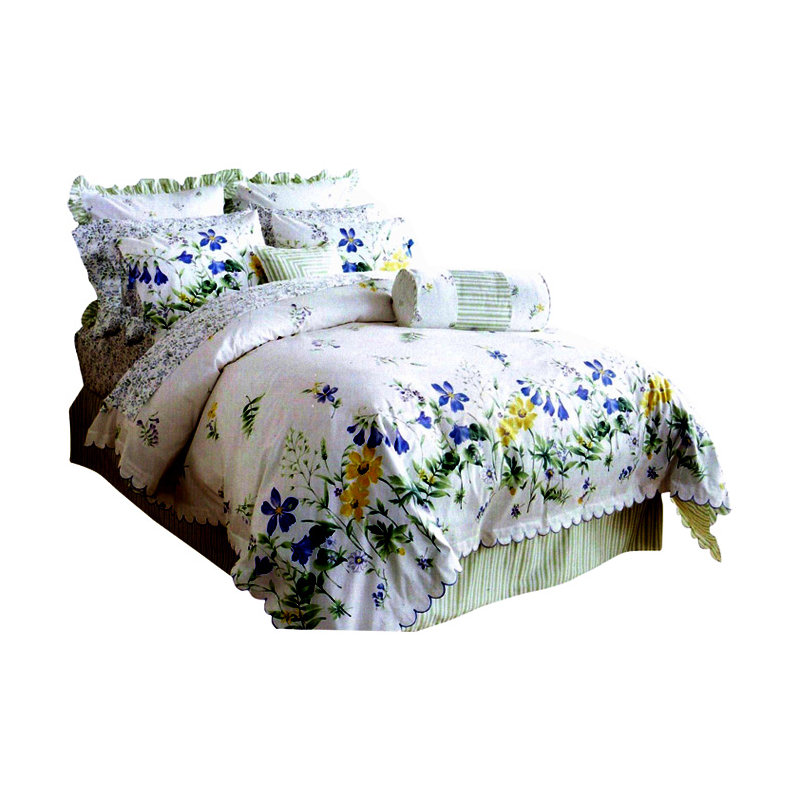 Classic Floral Comforter, King Comforter + 4 Additional Pieces