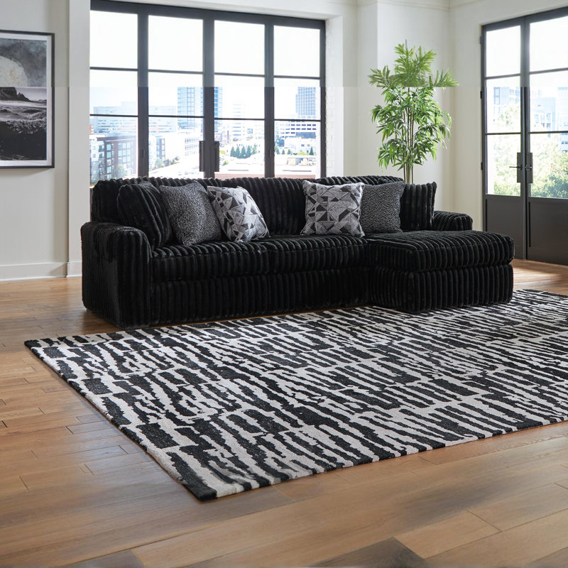 Bridgnorth 2-Piece Sectional Sofa With Chaise, Right Hand Facing