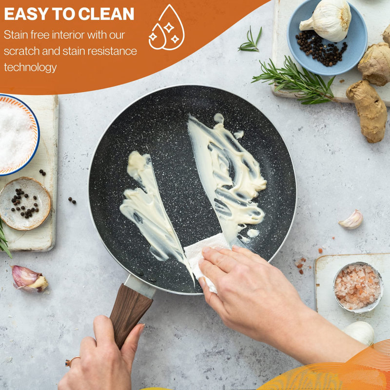 8 - Piece Stainless Steel Cookware Set