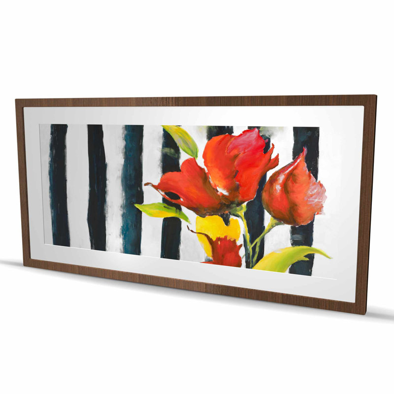 Fleurs sur rayures noires et blanches | Reproduction encadrée avec passe-partout, Brun, Blanc / noir / rouge