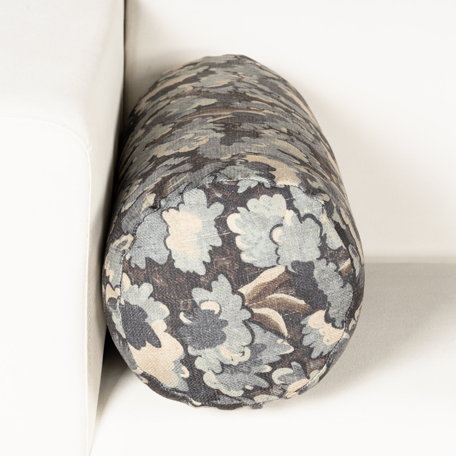 Cascade 21" x 8" Throw Pillow, Blue