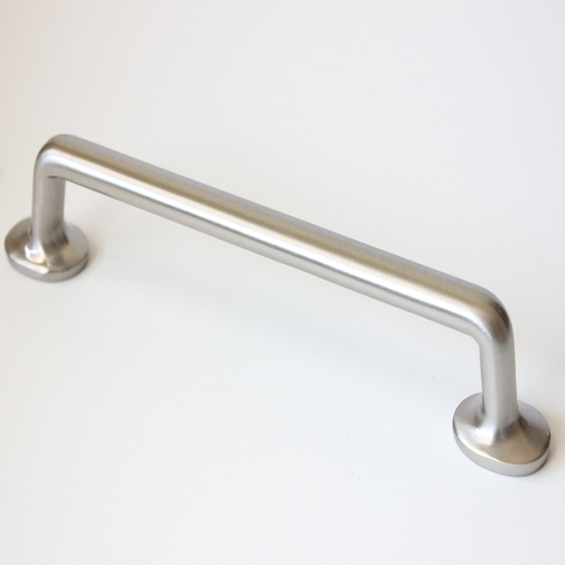 Poignée d'électroménager 4 po, Nickel satiné, 6"