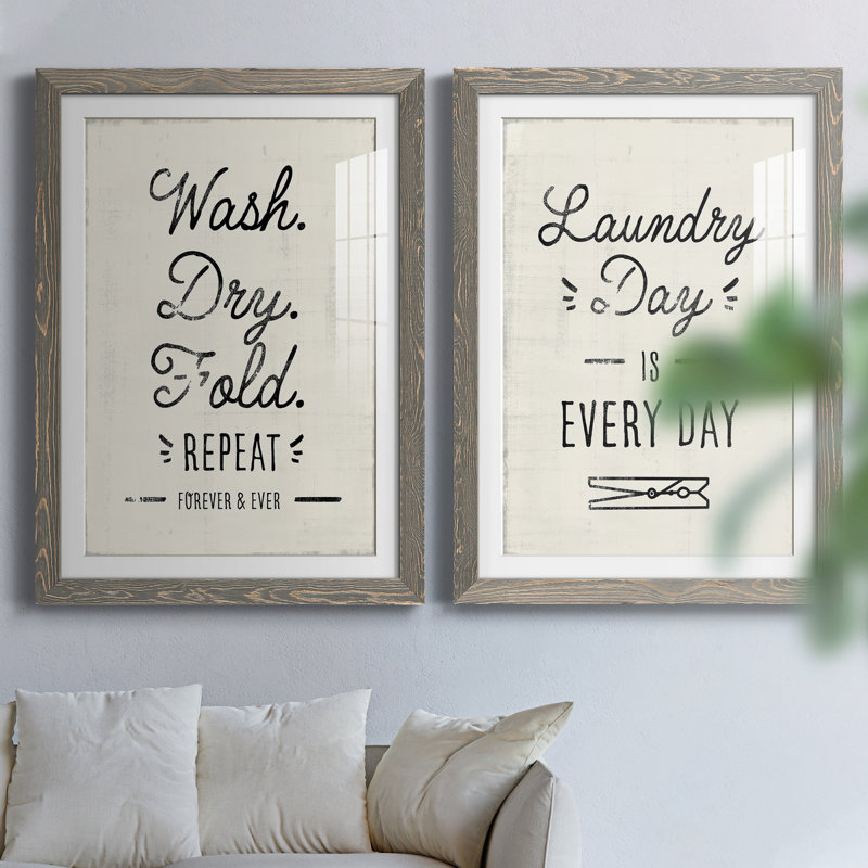 «Laundry Room», reproduction encadrée - Prêt à accrocher, H 20 po x l 17 po x P 1 po, Cadre en papier gris, Blanc