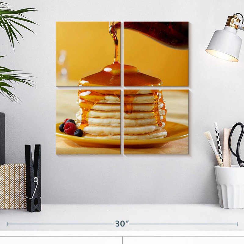 Sirop de Yarlin sur crêpes, H 18 po x l 18 po