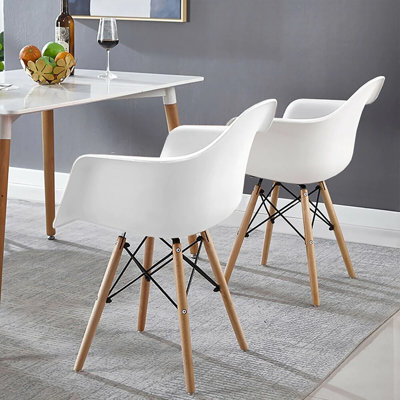 19'' H Armchair