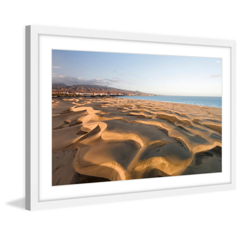 «Waves in the Sand», reproduction encadrée, 24 po x 36 po