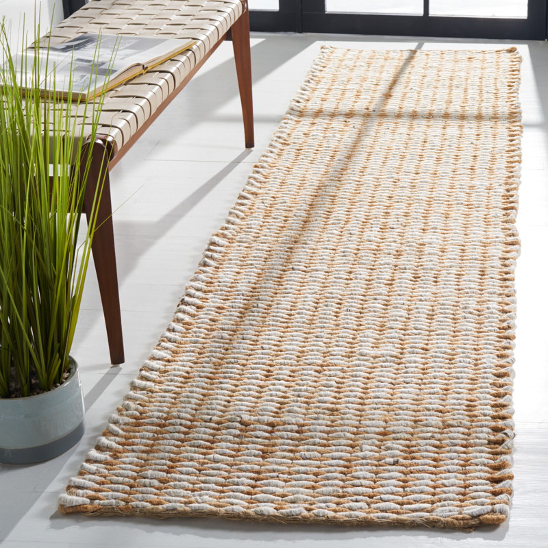 Andreu Natural Fiber Hand Woven Jute Rug, Round 7'