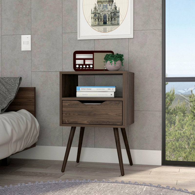 Table de chevet H 25 po, plateau supérieur, quatre pieds, une tablette ouverte, un tiroir