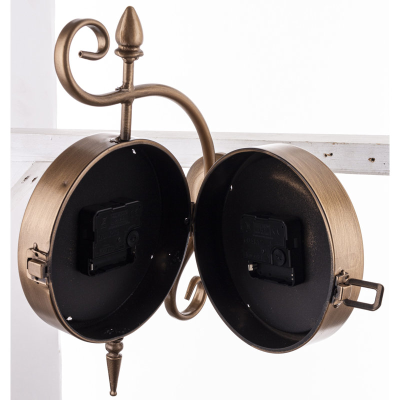 Alverto Metal Wall Clock