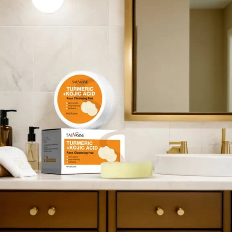 Turmeric acid cleaning cotton pads