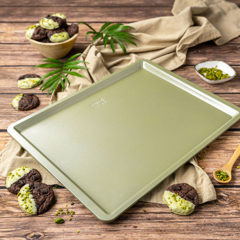 White Christmas baking and biscuit tray, Green