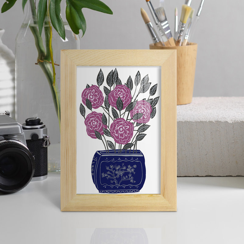 Edgardo, vase peint I, impression sur papier, H 6 po x l 4 po x P 1 po, Naturel