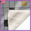 Couvertures blanches, noires et jaunes-130053704
