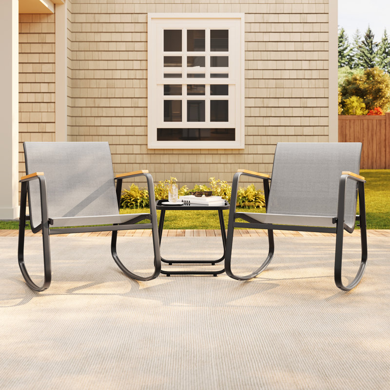 Ensemble de patio à bascule 3 pièces avec accoudoirs en bois massif et table basse, Gris